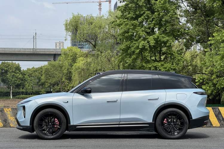 Used Nio ES6 2023 75 kWh Exterior 7