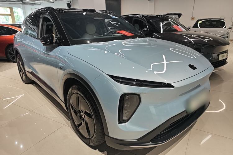 Used Nio ES6 2023 75 kWh Front Right 45 Deg