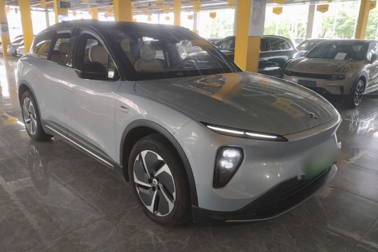 Used Nio ES6 2023 75 kWh Front Right 45 Deg
