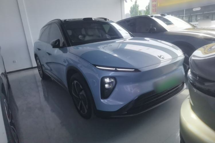 Used Nio ES6 2023 75 kWh Front Right 45 Deg