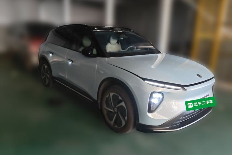 Used Nio ES6 2023 75 kWh Front Right 45 Deg
