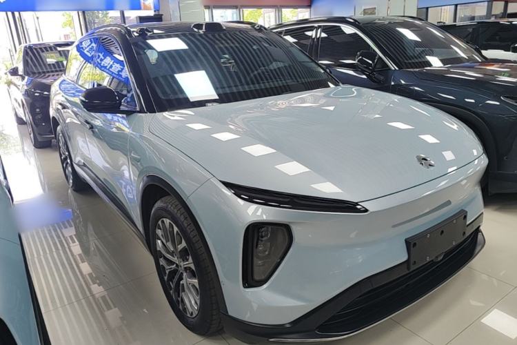 Used Nio ES6 2023 75 kWh Front Right 45 Deg