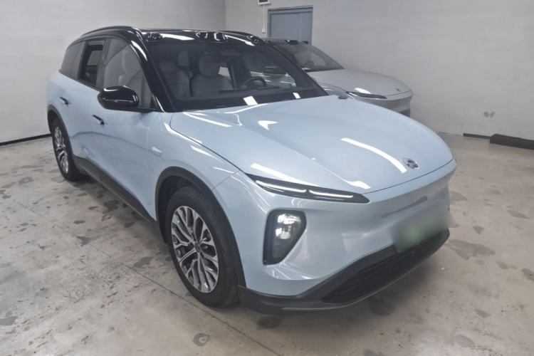 Used Nio ES6 2023 75 kWh Front Right 45 Deg