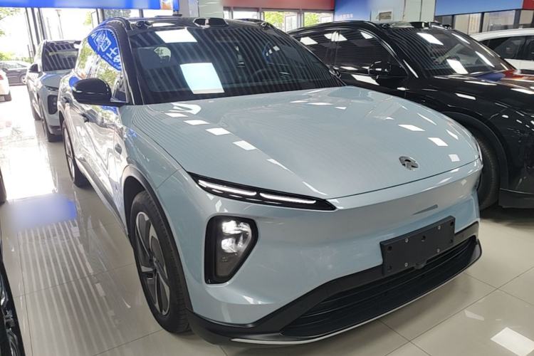 Used Nio ES6 2023 75 kWh Front Right 45 Deg