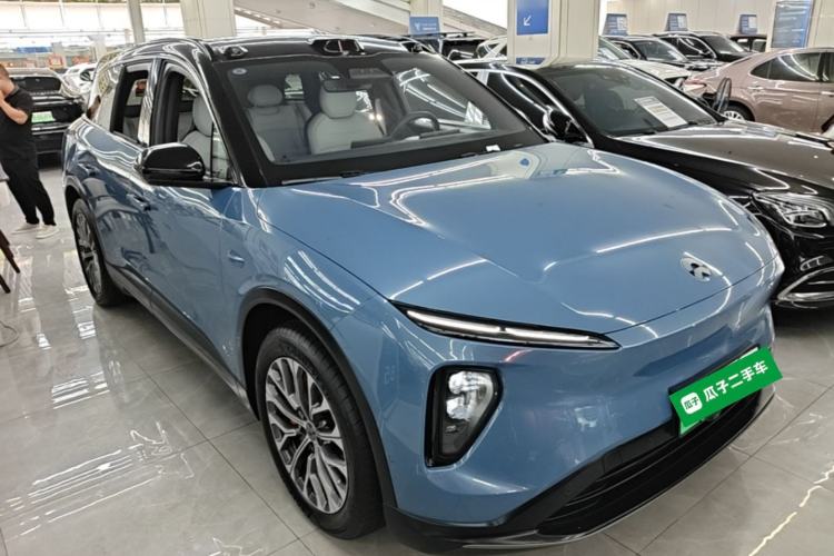 Used Nio ES6 2023 75 kWh Front Right 45 Deg