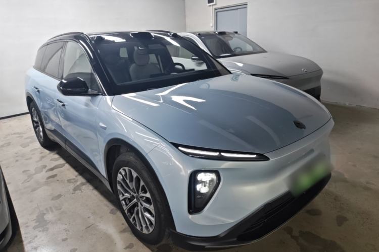 Used Nio ES6 2023 75 kWh Front Right 45 Deg