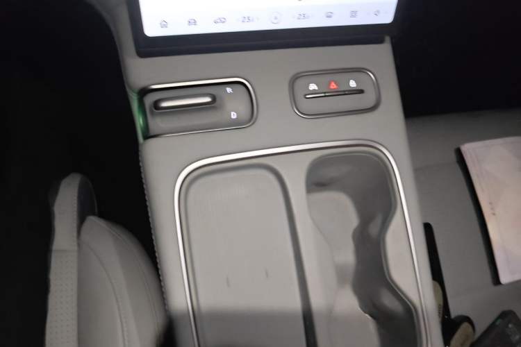 Used Nio ES6 2023 75 kWh Gear Lever
