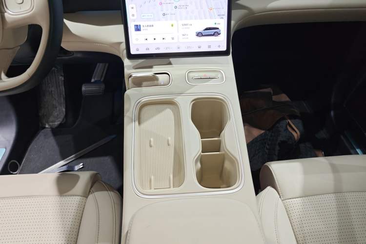 Used Nio ES6 2023 75 kWh Gear Lever