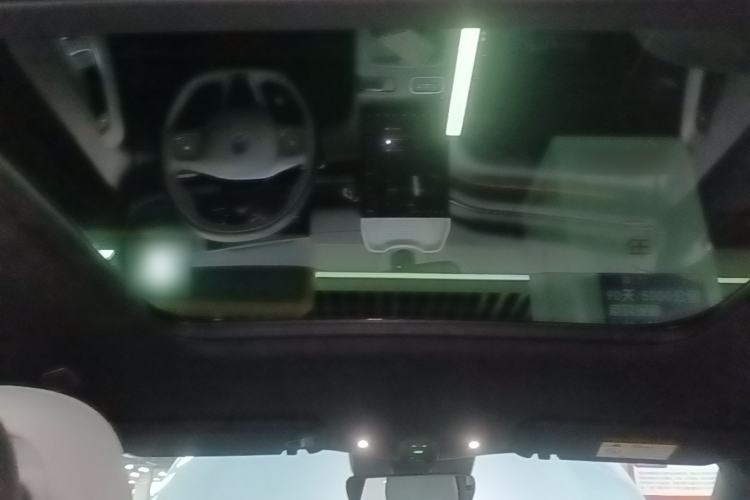 Used Nio ES6 2023 75 kWh Headliner