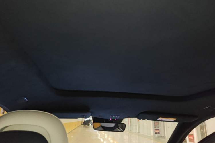 Used Nio ES6 2023 75 kWh Headliner
