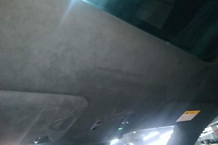 Used Nio ES6 2023 75 kWh Headliner