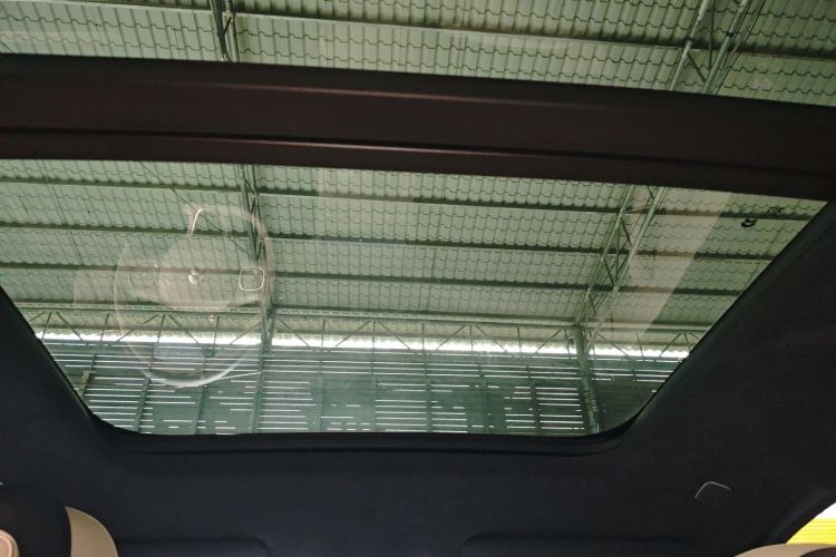 Used Nio ES6 2023 75 kWh Headliner