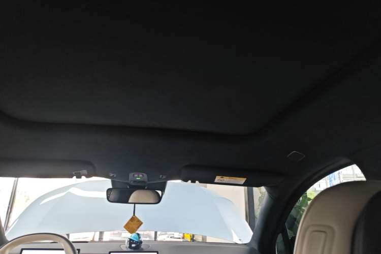 Used Nio ES6 2023 75 kWh Headliner