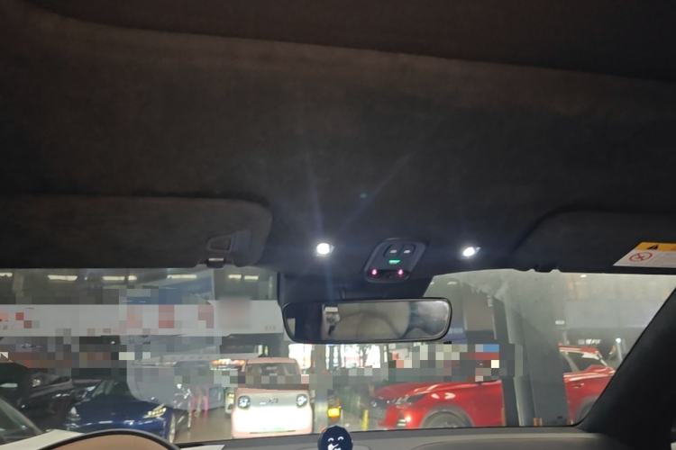 Used Nio ES6 2023 75 kWh Headliner