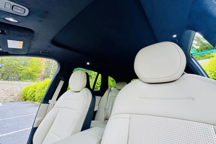 Used Nio ES6 2023 75 kWh Headliner