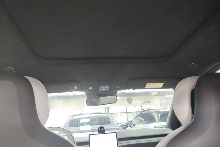 Used Nio ES6 2023 75 kWh Headliner
