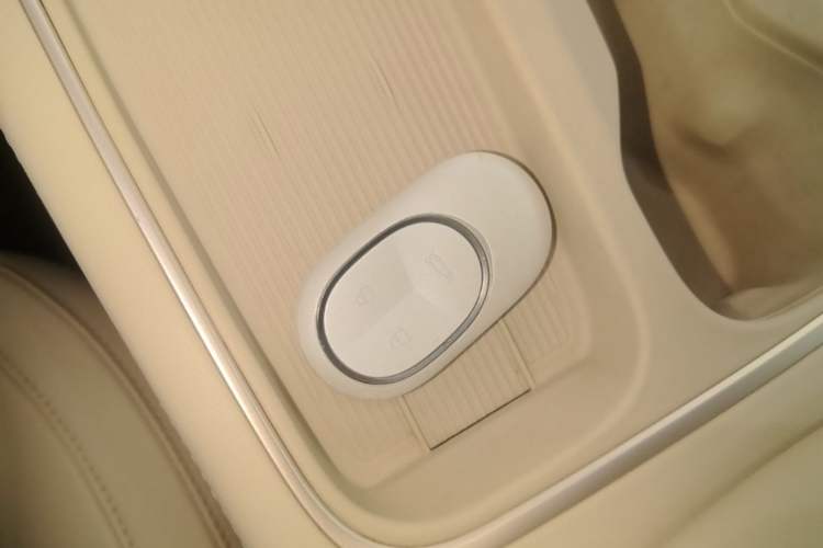 Used Nio ES6 2023 75 kWh Interior 1