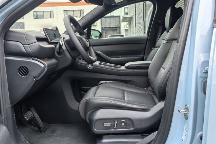 Used Nio ES6 2023 75 kWh Interior 1