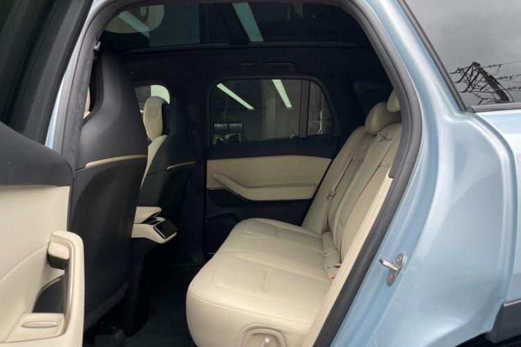 Used Nio ES6 2023 75 kWh Interior 5