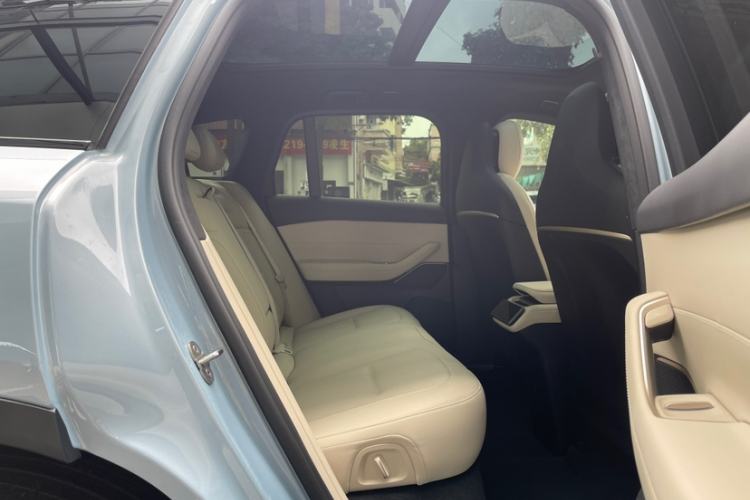 Used Nio ES6 2023 75 kWh Interior 8