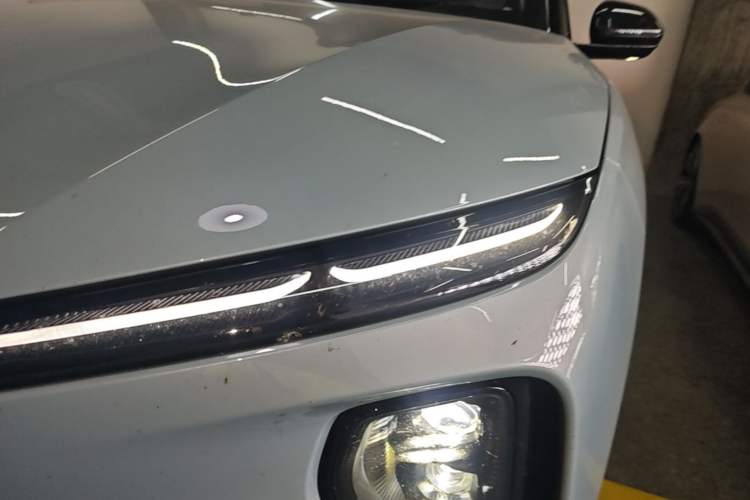 Used Nio ES6 2023 75 kWh Left Front Headlight