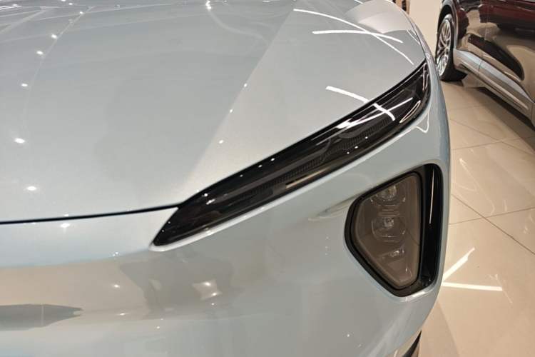 Used Nio ES6 2023 75 kWh Left Front Headlight