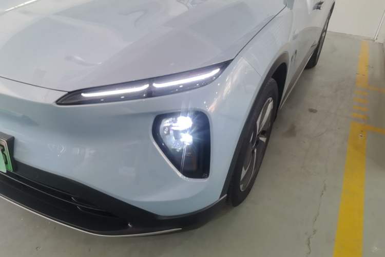 Used Nio ES6 2023 75 kWh Left Front Headlight