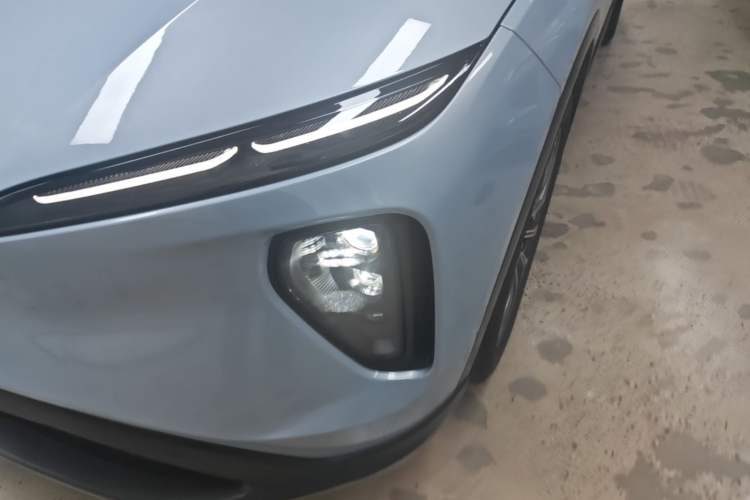Used Nio ES6 2023 75 kWh Left Front Headlight