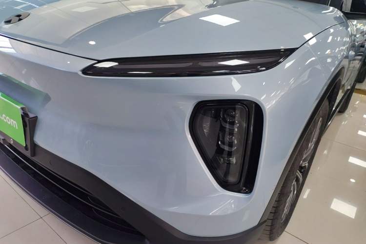 Used Nio ES6 2023 75 kWh Left Front Headlight
