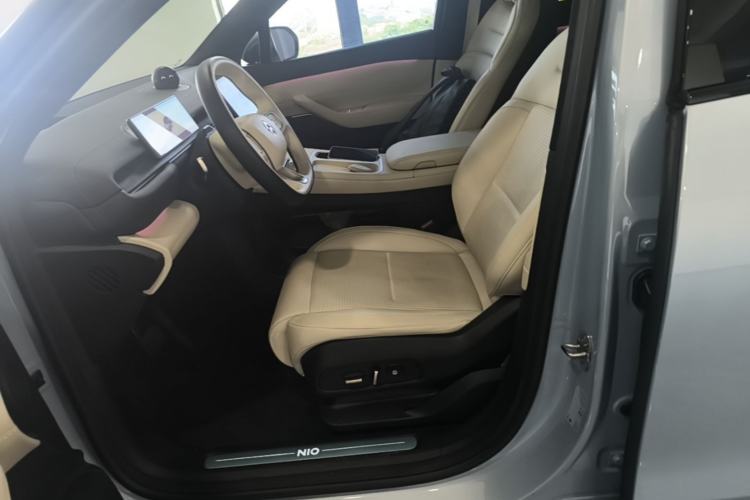 Used Nio ES6 2023 75 kWh Left Front Seat