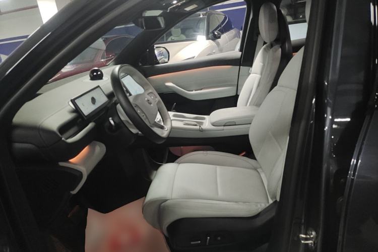 Used Nio ES6 2023 75 kWh Left Front Seat