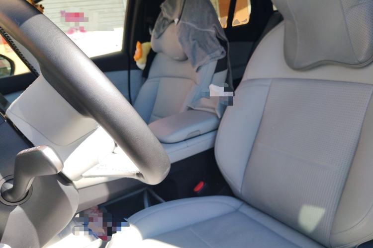 Used Nio ES6 2023 75 kWh Left Front Seat