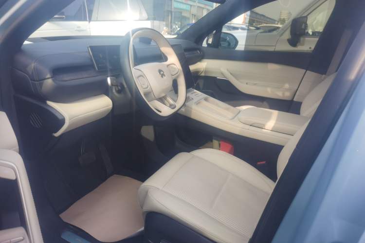 Used Nio ES6 2023 75 kWh Left Front Seat