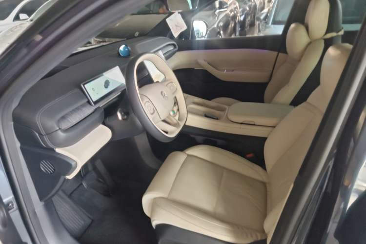 Used Nio ES6 2023 75 kWh Left Front Seat