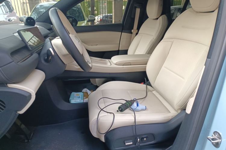 Used Nio ES6 2023 75 kWh Left Front Seat