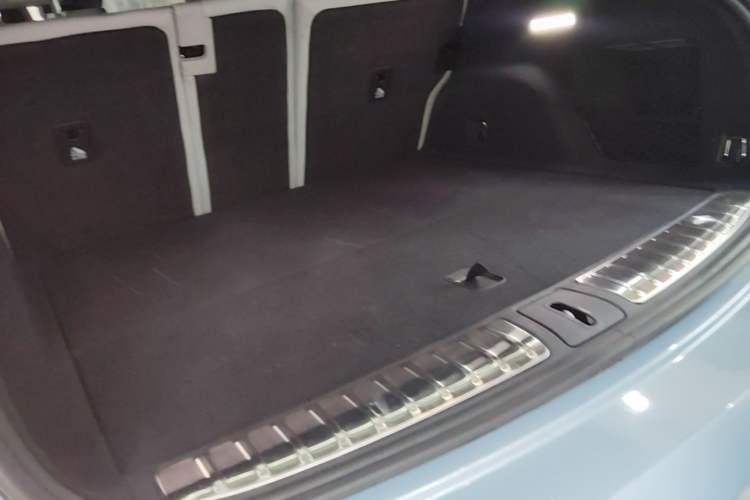 Used Nio ES6 2023 75 kWh Left Front Seat