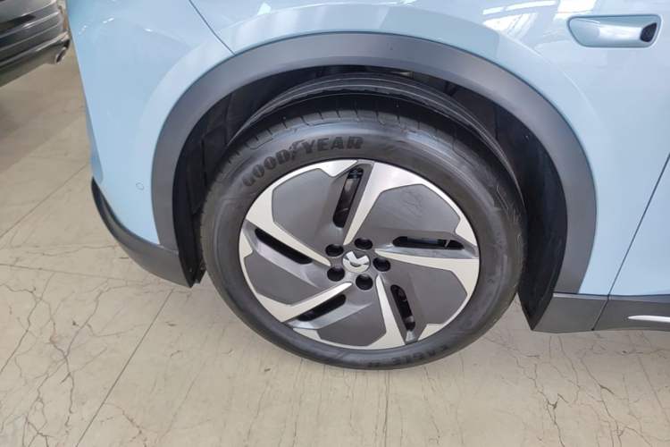 Used Nio ES6 2023 75 kWh Left Front Wheel Hub