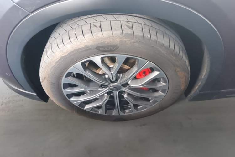 Used Nio ES6 2023 75 kWh Left Front Wheel Hub