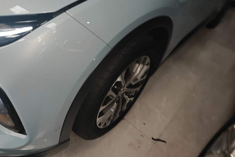 Used Nio ES6 2023 75 kWh Left Front Wheel Hub