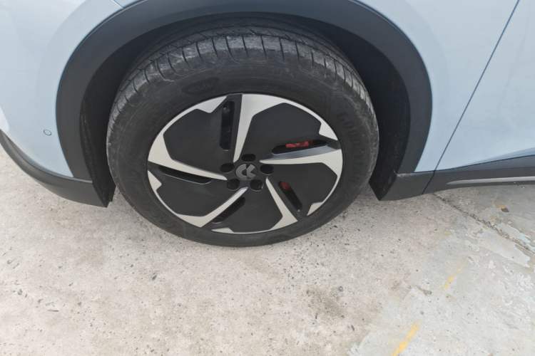 Used Nio ES6 2023 75 kWh Left Front Wheel Hub