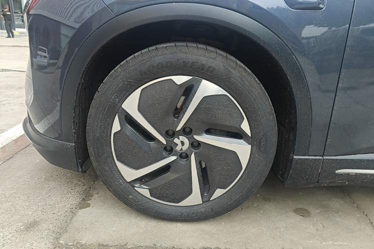 Used Nio ES6 2023 75 kWh Left Front Wheel Hub