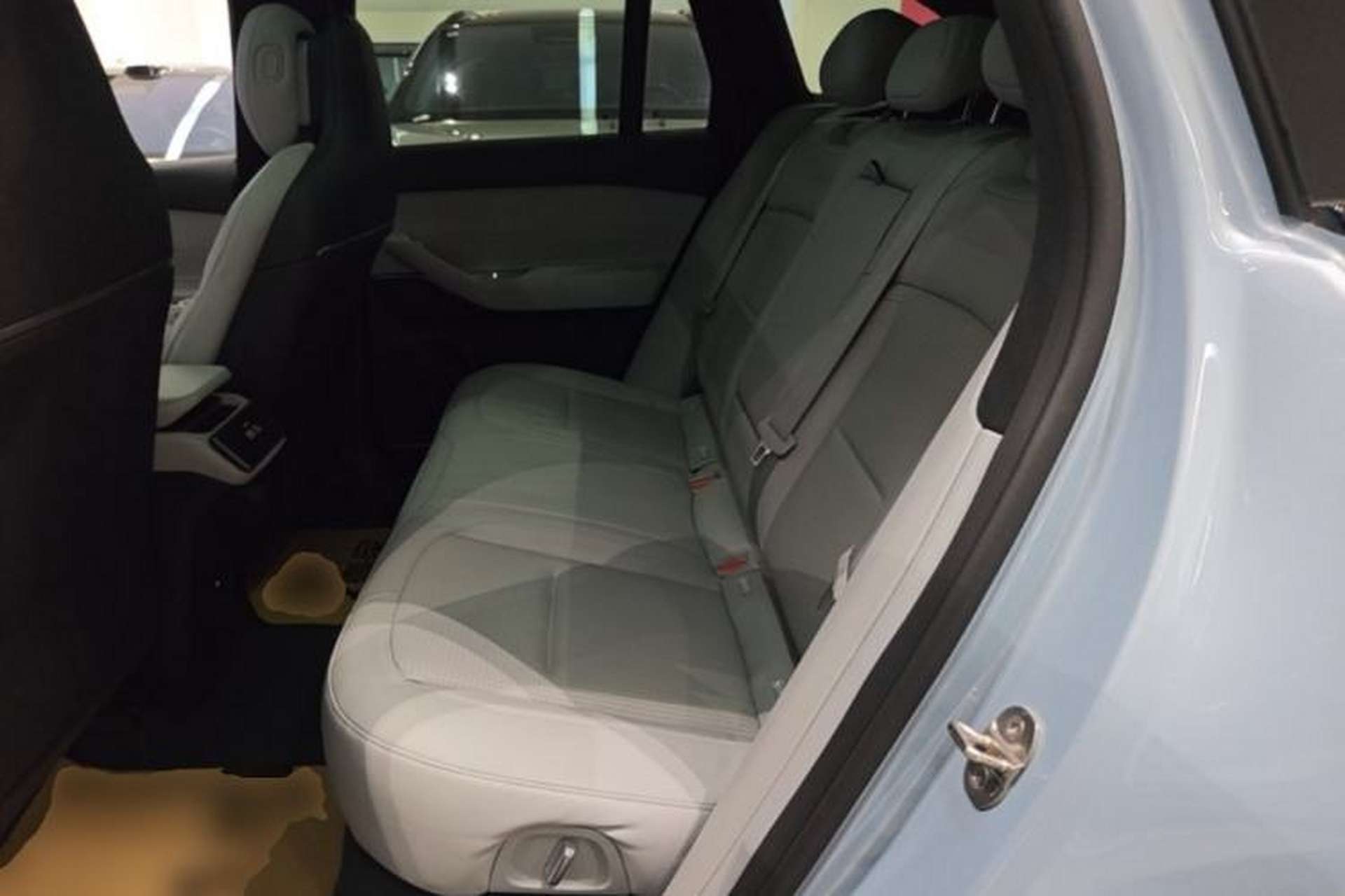 Used Nio ES6 2023 75 kWh Left Rear Seat