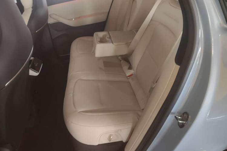 Used Nio ES6 2023 75 kWh Left Rear Seat