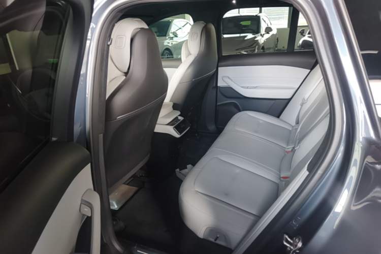 Used Nio ES6 2023 75 kWh Left Rear Seat