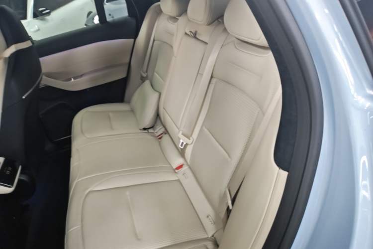 Used Nio ES6 2023 75 kWh Left Rear Seat