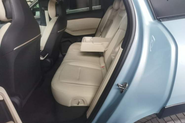 Used Nio ES6 2023 75 kWh Left Rear Seat