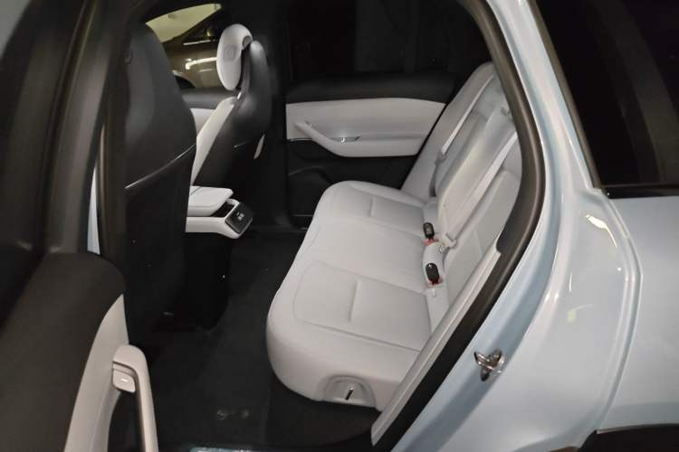 Used Nio ES6 2023 75 kWh Left Rear Seat