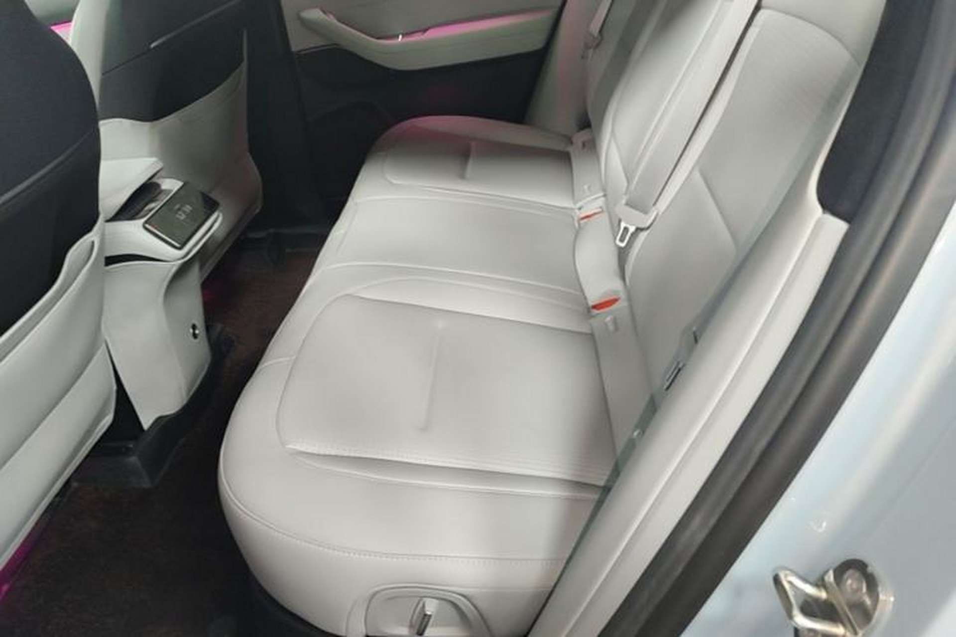 Used Nio ES6 2023 75 kWh Left Rear Seat