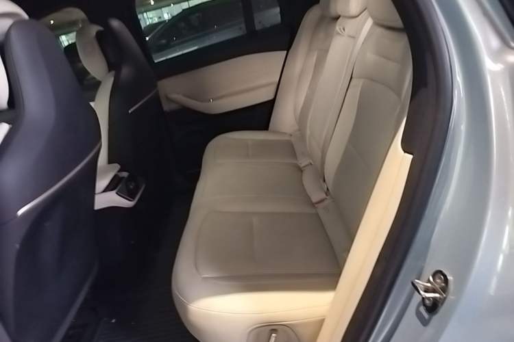 Used Nio ES6 2023 75 kWh Left Rear Seat