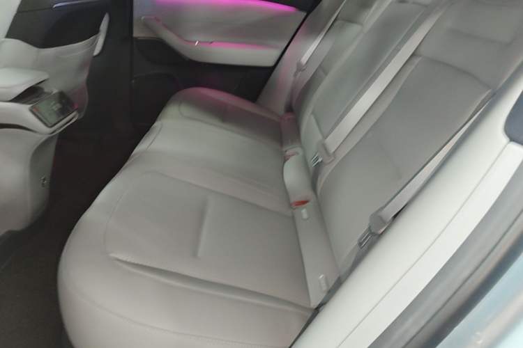 Used Nio ES6 2023 75 kWh Left Rear Seat